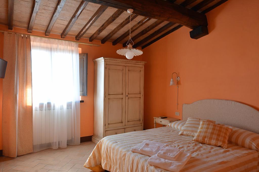 Agriturismo Fraschetta Μονταλτσίνο Εξωτερικό φωτογραφία